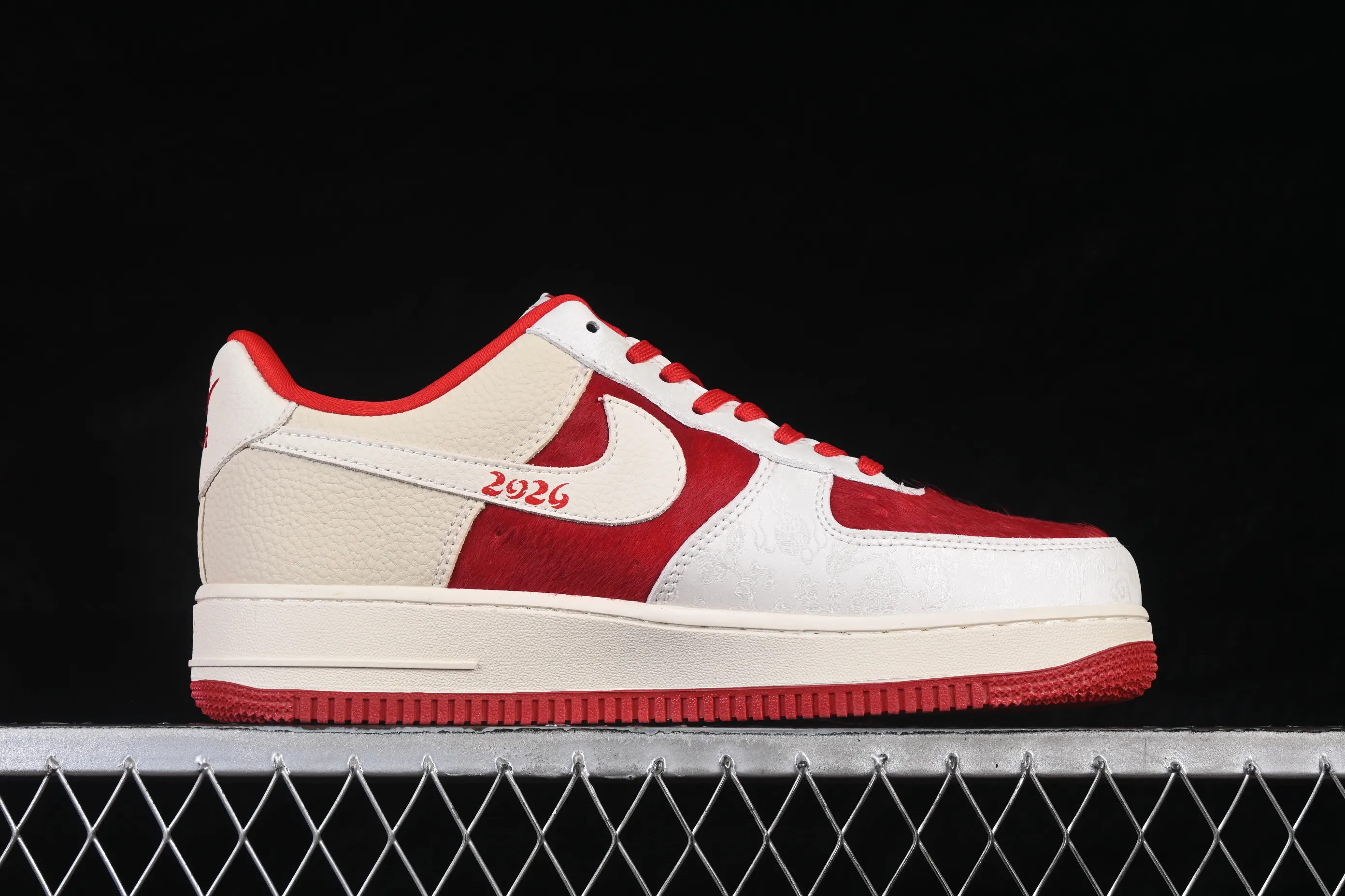 All categories Nk Air Force 1 Air Force series Nk Air Force 1 Low Air Force low top Nike Air Force 1'07 Low Year of the Horse limited edition White and red horse hair Chinese style Air Force 1 low top casual sneakers XL1979-145